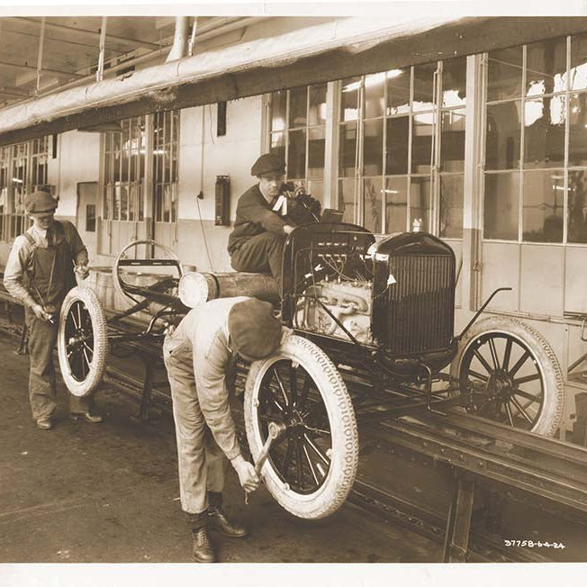 Detroit Car Manufacturing - A Brief History - Detroit Shirt Company