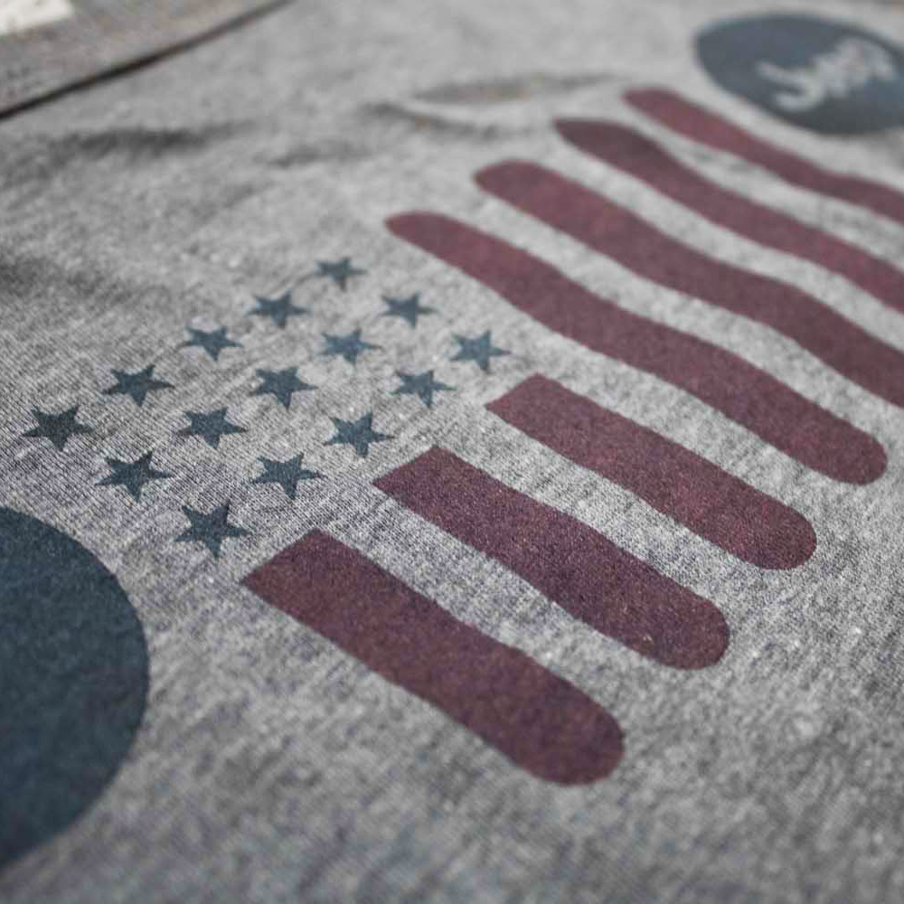 Ladies Rocker Tank Top Jeep® Flag Grille - Grey Triblend