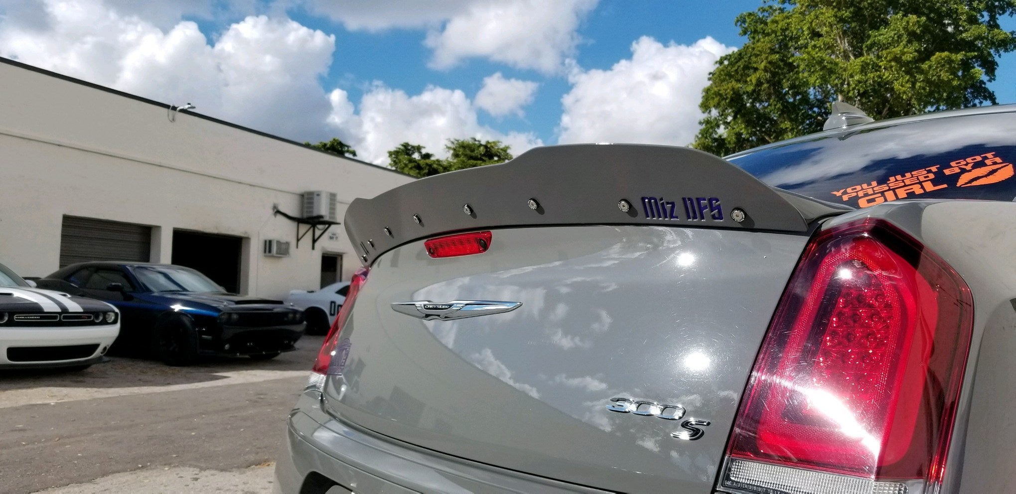 2015-2023 Chrysler 300s WickerBill